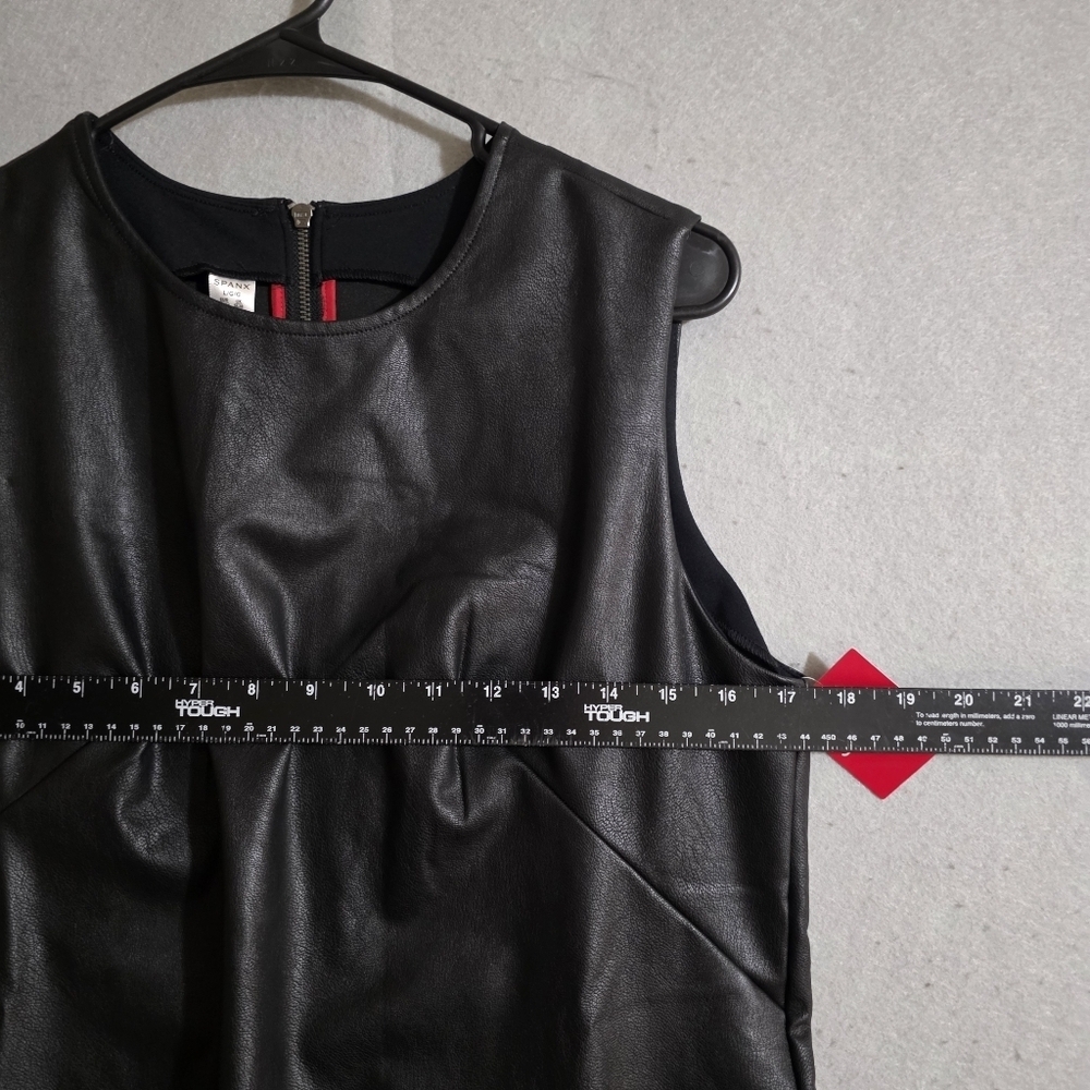 NWT Spanx Womens Leather Like Sleeveless Sheath Dress Luxe Black 20392R Size L - Picture 3 of 11